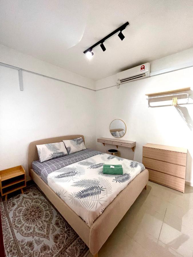 Apartment In Ladang Tok Pelam Kuala Terengganu Exteriör bild