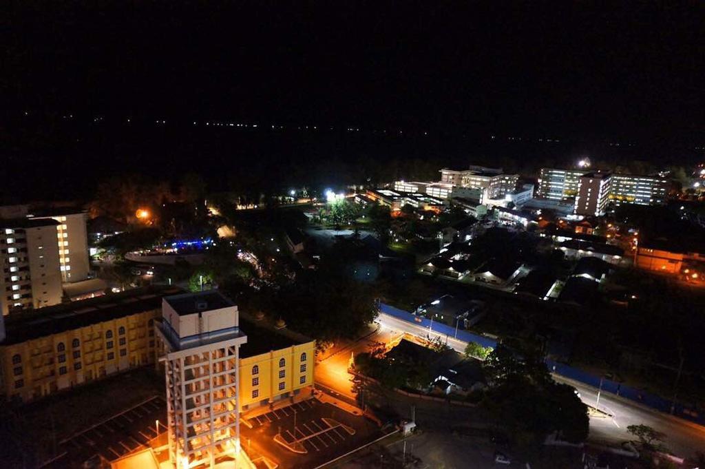 Apartment In Ladang Tok Pelam Kuala Terengganu Exteriör bild